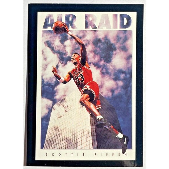 1994-95 SKYBOX AIR RAID SCOTTIE PIPPEN - CHICAGO BULLS #321 - Picture 1 of 4